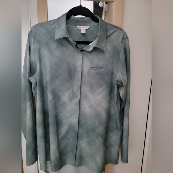 Athleta Tops - I dont want it anymore